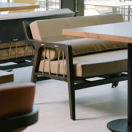 Safin & فندق أوريكوم