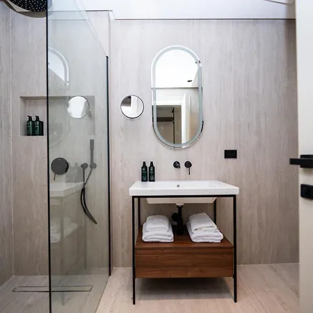 Safin & 4* أوريكوم