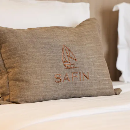 Safin & 4*