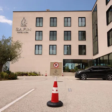 Safin & Hotel